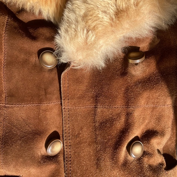 70s belted Coat, Genuine Leather, Vintage Excellent Condition - Picture 5 of 11